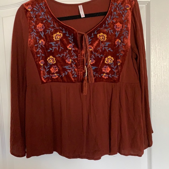 Xhilaration Tops - Embroidered velvety peasant top